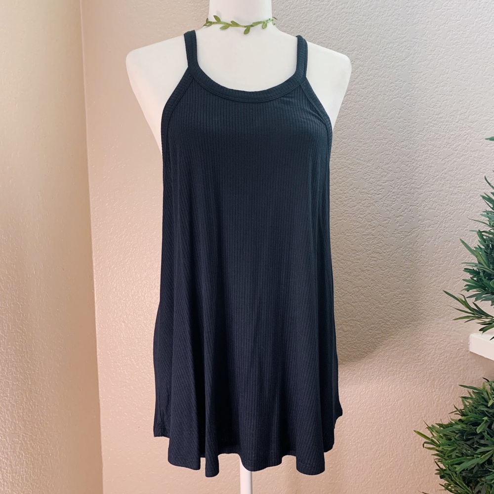VENUS Tank Top Navy  size Large new without tags